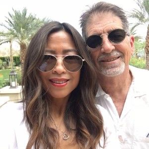 Meet your Posher, Daphne